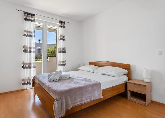Σπίτι διακοπών Modern With Private Pool Near Split