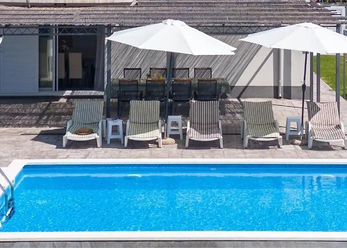 Modern With Private Pool Near Split * Ποντστράνα